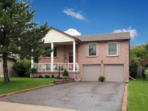 837 Lochness Cres, House detached with 3 bedrooms, 3 bathrooms and 4 parking in Oshawa ON | Image 1