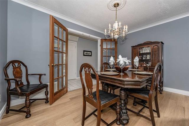 1020 Glenashton Dr, House detached with 4 bedrooms, 3 bathrooms and 6 parking in Oakville ON | Image 35