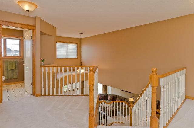 339 Candle Place Sw, House detached with 4 bedrooms, 3 bathrooms and 4 parking in Calgary AB | Image 19