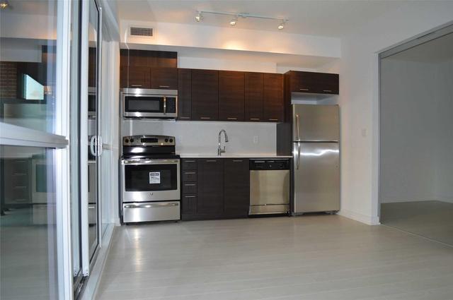 525 - 20 Bruyeres Mews, Condo with 1 bedrooms, 1 bathrooms and 1 parking in Toronto ON | Image 2