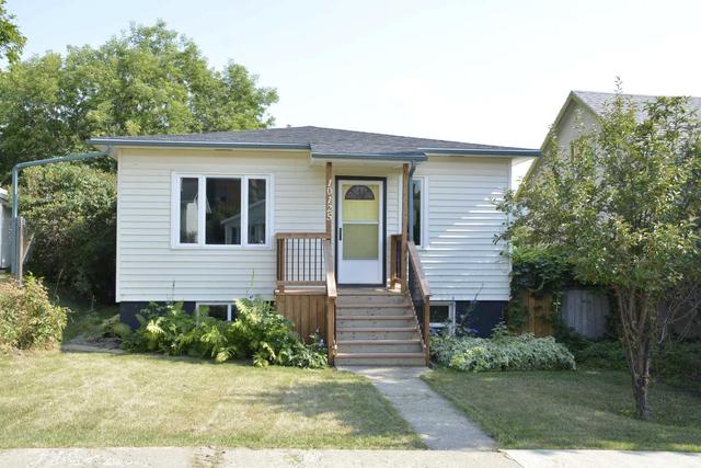 10125 104 Avenue, House detached with 3 bedrooms, 2 bathrooms and 2 parking in Peace River AB | Image 27