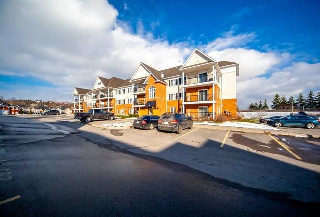 103 - 312 Spillsbury Dr, Condo with 2 bedrooms, 1 bathrooms and 1 parking in Peterborough ON | Card Image
