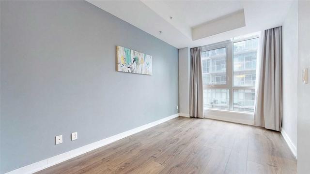 806 - 30 Nelson St, Condo with 2 bedrooms, 2 bathrooms and 1 parking in Toronto ON | Image 7