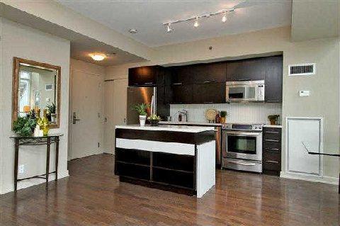 lph10 - 21 Nelson St, Condo with 1 bedrooms, 2 bathrooms and 1 parking in Toronto ON | Image 5