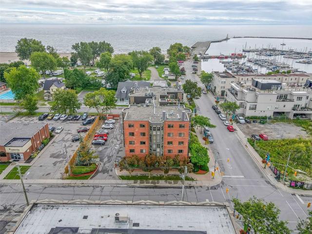 402 - 1 Queen St, Condo with 2 bedrooms, 2 bathrooms and 1 parking in Cobourg ON | Image 11