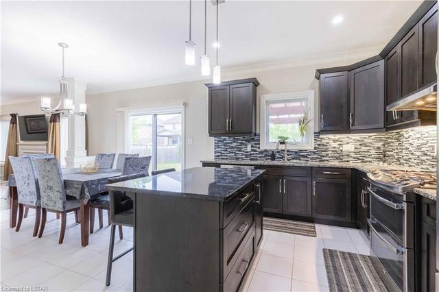 1025 Gleneagle Trail, House detached with 6 bedrooms, 3 bathrooms and null parking in London ON | Image 49