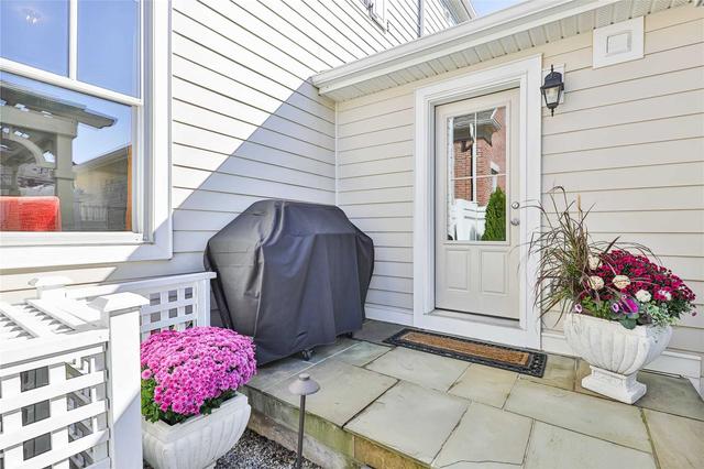 9 Kirby St, House semidetached with 2 bedrooms, 3 bathrooms and 2 parking in Niagara on the Lake ON | Image 18