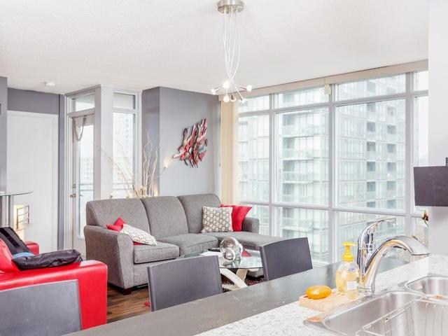 1003 - 11 Brunel Crt, Condo with 1 bedrooms, 1 bathrooms and 1 parking in Toronto ON | Image 11