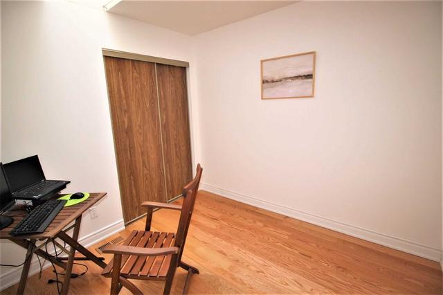 3 - 10 Reidmount Ave, Townhouse with 3 bedrooms, 2 bathrooms and 2 parking in Toronto ON | Image 13