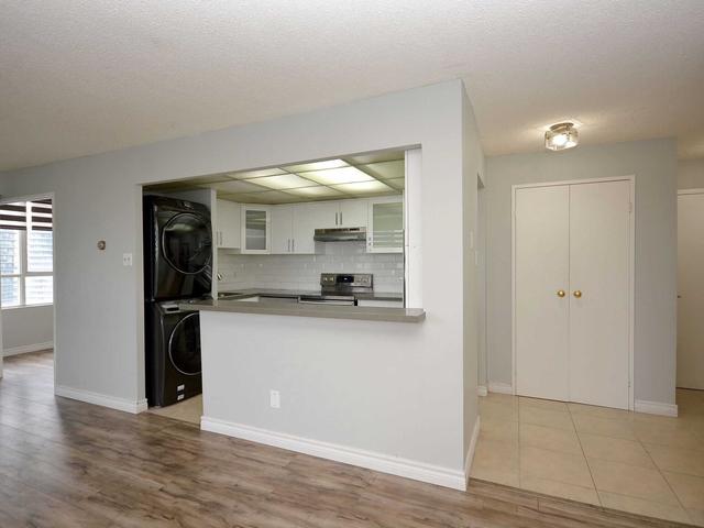 1907 - 3700 Kaneff Cres, Condo with 2 bedrooms, 2 bathrooms and 1 parking in Mississauga ON | Image 40