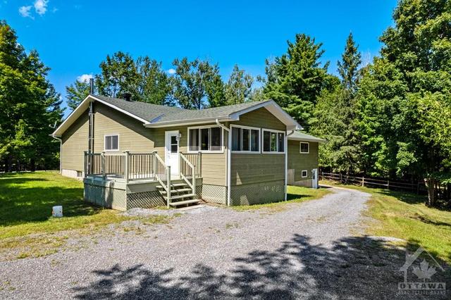 1441 Galbraith Road, House detached with 3 bedrooms, 1 bathrooms and 6 parking in Lanark Highlands ON | Image 27