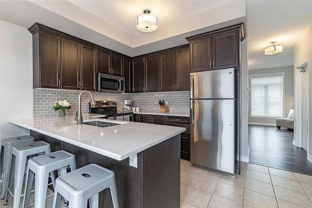 4165 Palermo Common, Townhouse with 2 bedrooms, 3 bathrooms and 1 parking in Burlington ON | Image 4