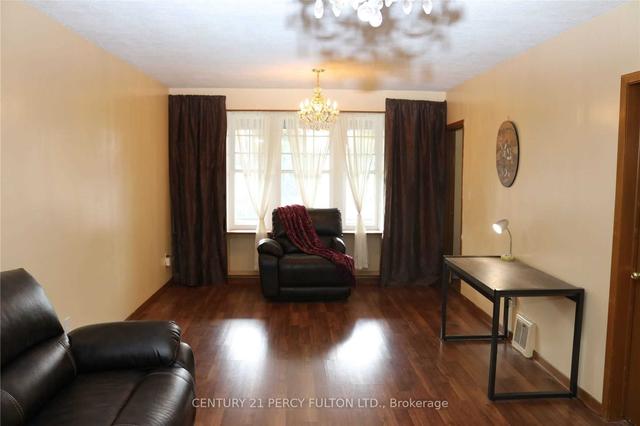 5991 Culp St, House detached with 4 bedrooms, 3 bathrooms and 4 parking in Niagara Falls ON | Image 7