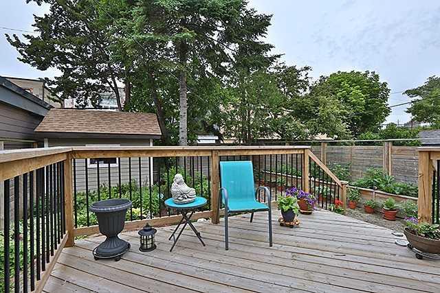 8 Treadway Blvd, House detached with 2 bedrooms, 2 bathrooms and 2 parking in Toronto ON | Image 16