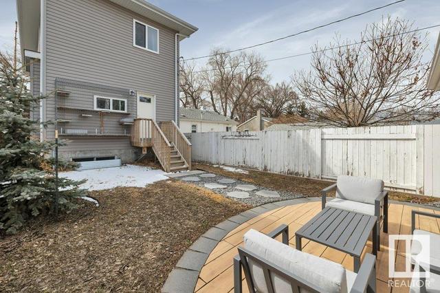 3820 113 Av Nw, House detached with 3 bedrooms, 2 bathrooms and null parking in Edmonton AB | Image 44
