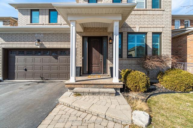 2236 Glazebrook Circ, House detached with 4 bedrooms, 3 bathrooms and 4 parking in Oakville ON | Image 12