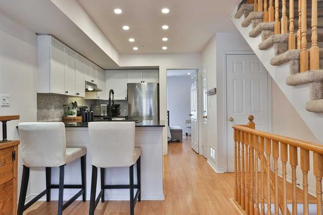 24 - 20 Turntable Cres, Townhouse with 3 bedrooms, 2 bathrooms and 1 parking in Toronto ON | Image 27