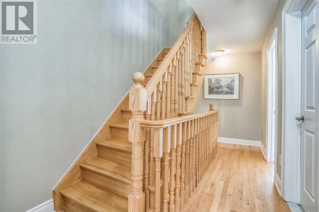 957 The Queensway Way, House attached with 4 bedrooms, 3 bathrooms and 2 parking in Toronto ON | Image 22