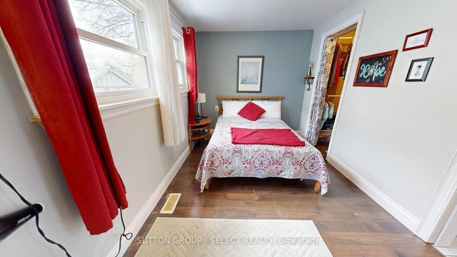 10 Argyle St, House detached with 3 bedrooms, 1 bathrooms and 2 parking in London ON | Image 13