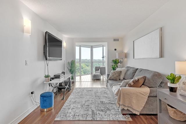 1002 - 7 Concorde Pl, Condo with 2 bedrooms, 2 bathrooms and 2 parking in Toronto ON | Image 5