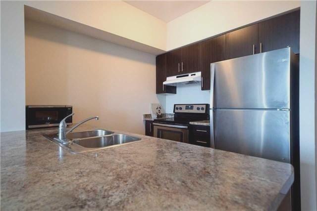 118 - 10 Concord Pl, Condo with 1 bedrooms, 1 bathrooms and 1 parking in Grimsby ON | Image 5