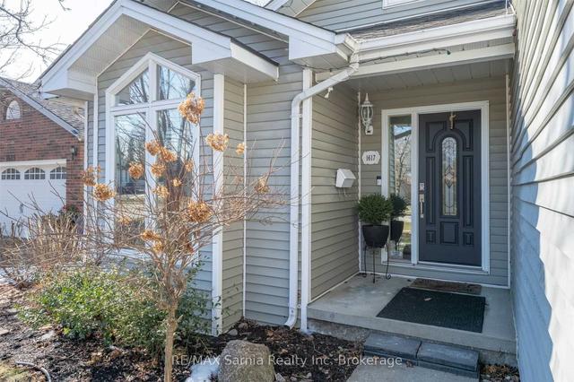 1617 Murphy Rd, House detached with 3 bedrooms, 3 bathrooms and 6 parking in Sarnia ON | Image 12