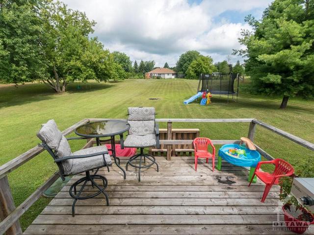2215 Abbott Road, House detached with 3 bedrooms, 1 bathrooms and 6 parking in North Grenville ON | Image 30