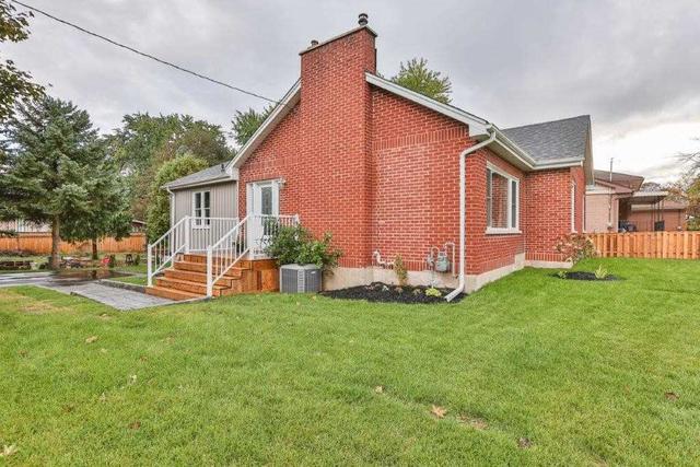 2 Conklin Cres, House detached with 3 bedrooms, 2 bathrooms and 4 parking in Brantford ON | Image 23