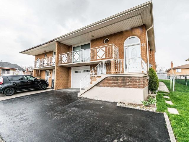 31 Radford Dr, House semidetached with 4 bedrooms, 3 bathrooms and 4 parking in Brampton ON | Image 1