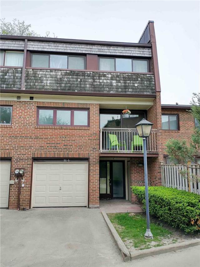 6 - 86 Castlebury Cres, Townhouse with 4 bedrooms, 2 bathrooms and 2 parking in Toronto ON | Image 1