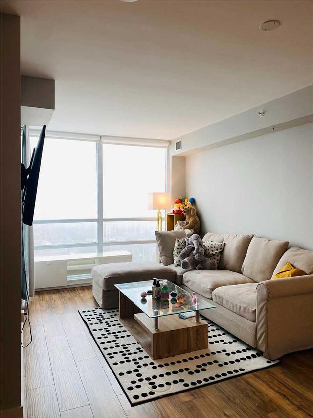 2001 - 5740 Yonge St, Condo with 2 bedrooms, 2 bathrooms and 1 parking in Toronto ON | Image 3