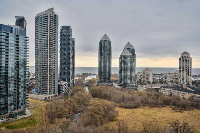 1813 - 155 Legion Rd N, Condo with 2 bedrooms, 2 bathrooms and 1 parking in Toronto ON | Image 14
