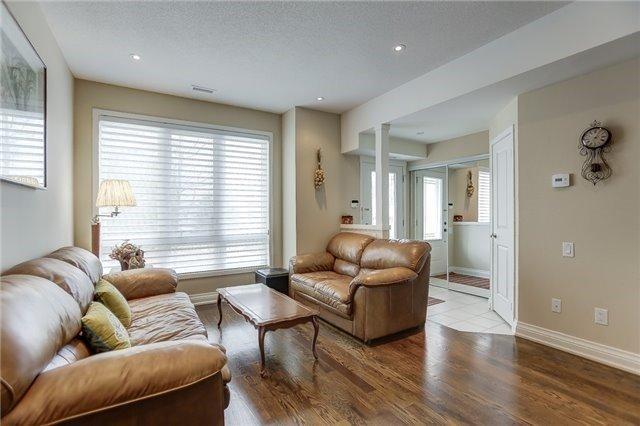 Th4 - 38 Glendora Ave, Townhouse with 3 bedrooms, 3 bathrooms and 1 parking in Toronto ON | Image 8