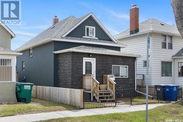 328 I Avenue S, House detached with 3 bedrooms, 1 bathrooms and null parking in Saskatoon SK | Image 1