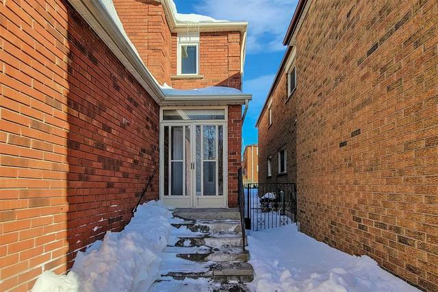 61 Rubic Cres, House detached with 4 bedrooms, 5 bathrooms and 6 parking in Toronto ON | Image 23