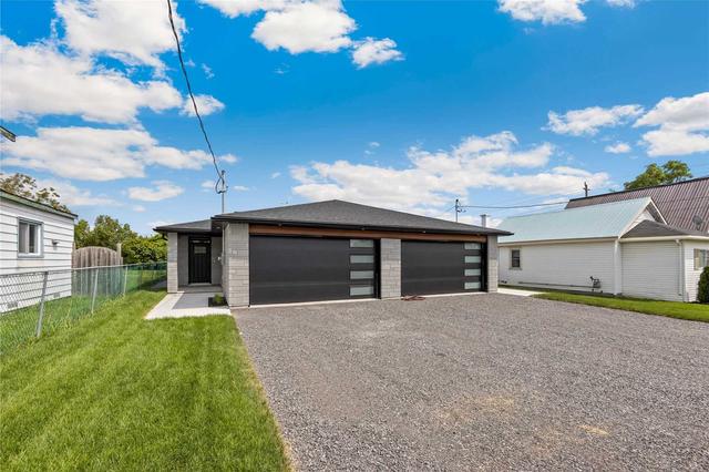 79 South George St, House attached with 2 bedrooms, 2 bathrooms and 6 parking in Belleville ON | Image 1