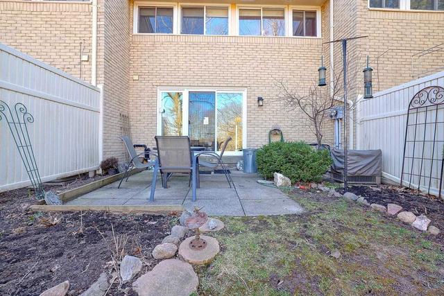12 - 4171 Glen Erin Dr, Townhouse with 3 bedrooms, 2 bathrooms and 2 parking in Mississauga ON | Image 28