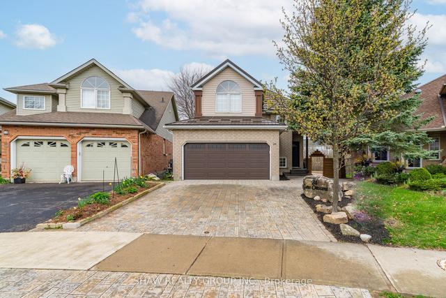 24 Gaw Cres, House detached with 3 bedrooms, 3 bathrooms and 6 parking in Guelph ON | Image 12