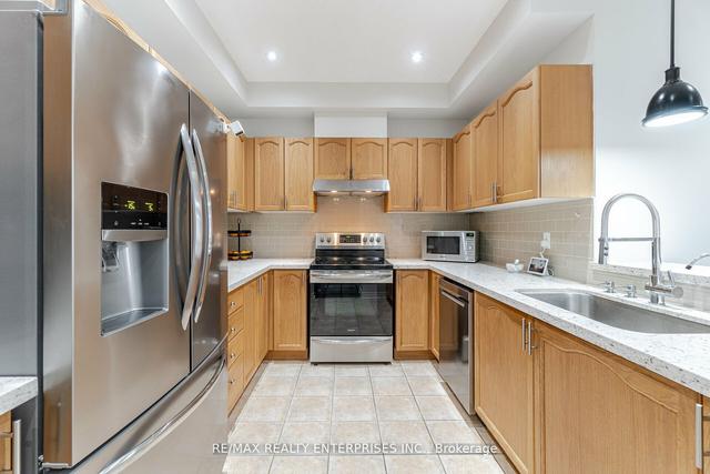 31 - 1169 Dorval Dr, Townhouse with 3 bedrooms, 3 bathrooms and 4 parking in Oakville ON | Image 18