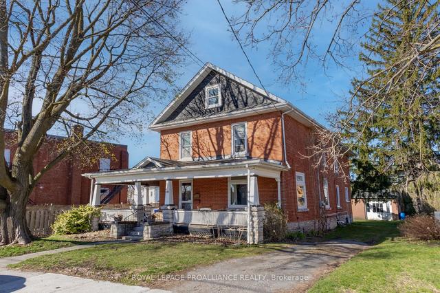 140 William St, House detached with 7 bedrooms, 3 bathrooms and 10 parking in Belleville ON | Image 12