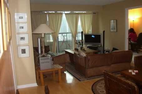 809 - 33 Empress Ave, Condo with 2 bedrooms, 2 bathrooms and 1 parking in Toronto ON | Image 9