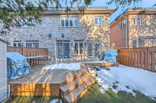 18 Preakness Dr, House semidetached with 4 bedrooms, 4 bathrooms and 2 parking in Toronto ON | Image 31