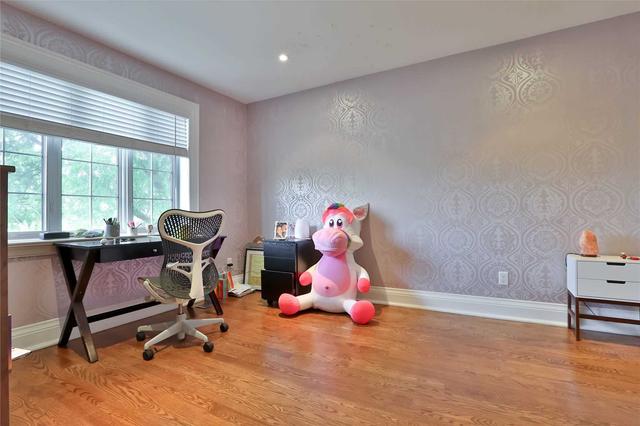 181 Ridley Blvd, House detached with 5 bedrooms, 5 bathrooms and 6 parking in Toronto ON | Image 13