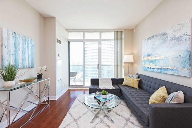 3106 - 80 Absolute Ave, Condo with 1 bedrooms, 2 bathrooms and 1 parking in Mississauga ON | Image 1