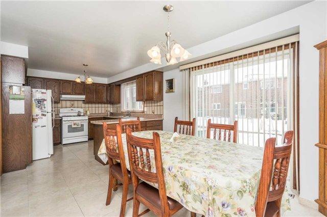 40 Minglehaze Dr, House detached with 4 bedrooms, 4 bathrooms and 4 parking in Toronto ON | Image 7