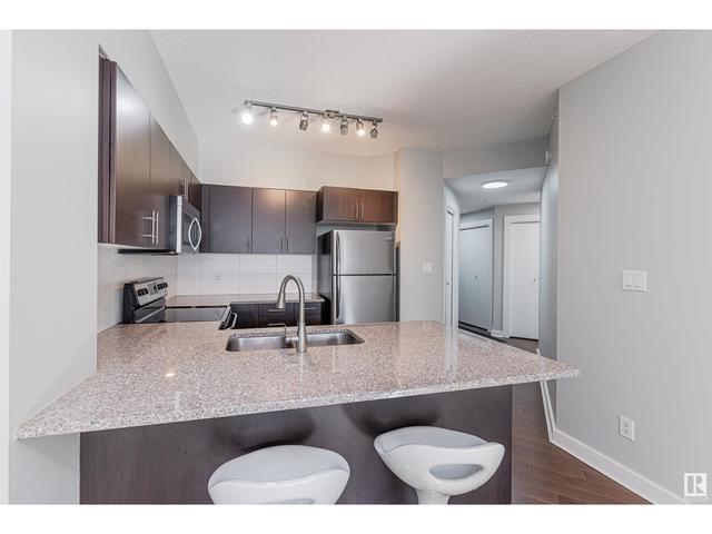 1503 - 10152 104 St Nw, Condo with 2 bedrooms, 2 bathrooms and 1 parking in Edmonton AB | Image 12