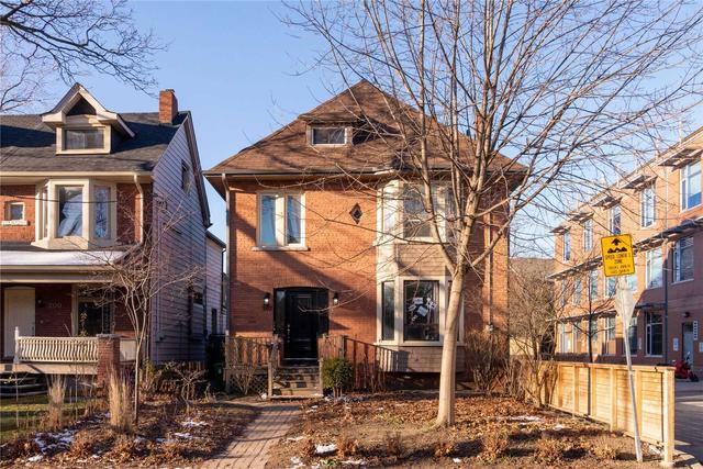 3rd flr - 202 Heward Ave, House detached with 1 bedrooms, 1 bathrooms and 0 parking in Toronto ON | Image 1