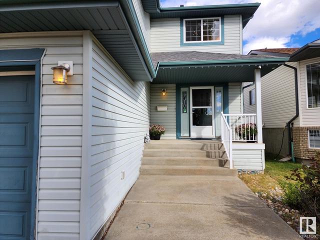 4707 190 St Nw, House detached with 4 bedrooms, 2 bathrooms and 4 parking in Edmonton AB | Image 2