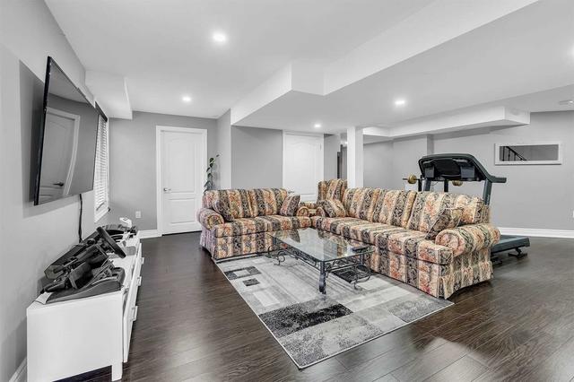 26 Hibiscus Crt, House detached with 4 bedrooms, 5 bathrooms and 6 parking in Brampton ON | Image 26