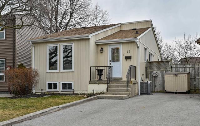 15 Medley Lane, Condo with 2 bedrooms, 2 bathrooms and 2 parking in Ajax ON | Image 1